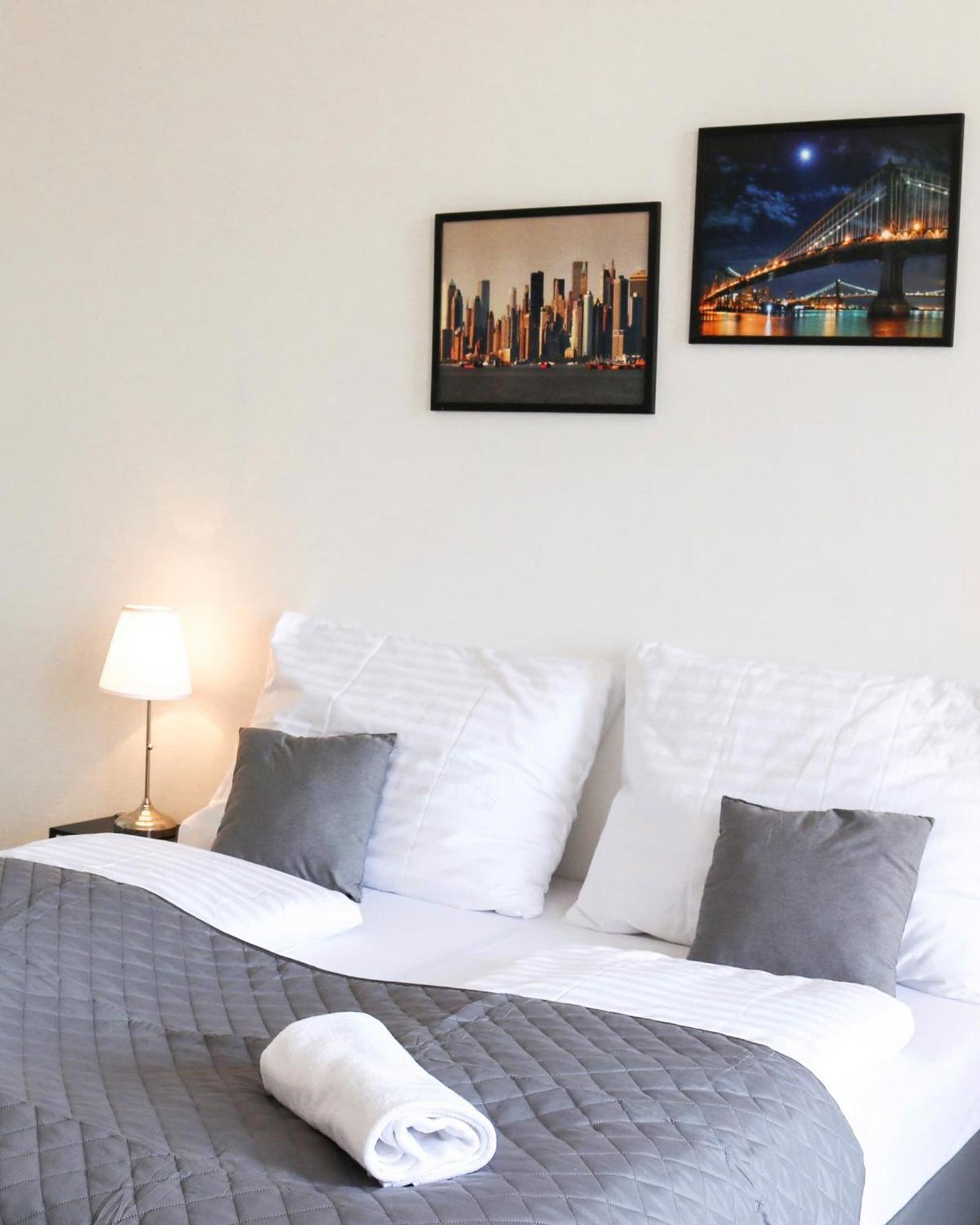 Rose Suites And Rooms Prague Exterior photo