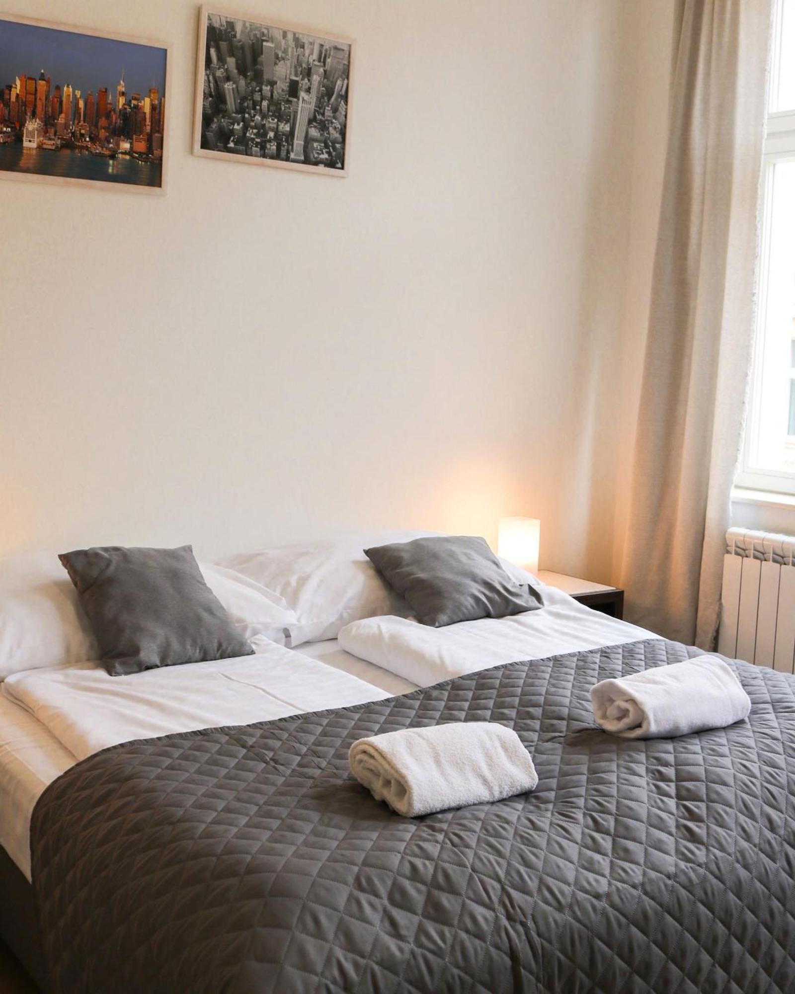 Rose Suites And Rooms Prague Exterior photo