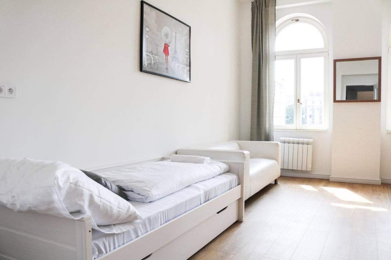 Rose Suites And Rooms Prague Exterior photo